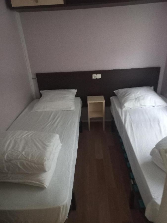 Les Chalets Salineens Salies-du-Salat Kültér fotó