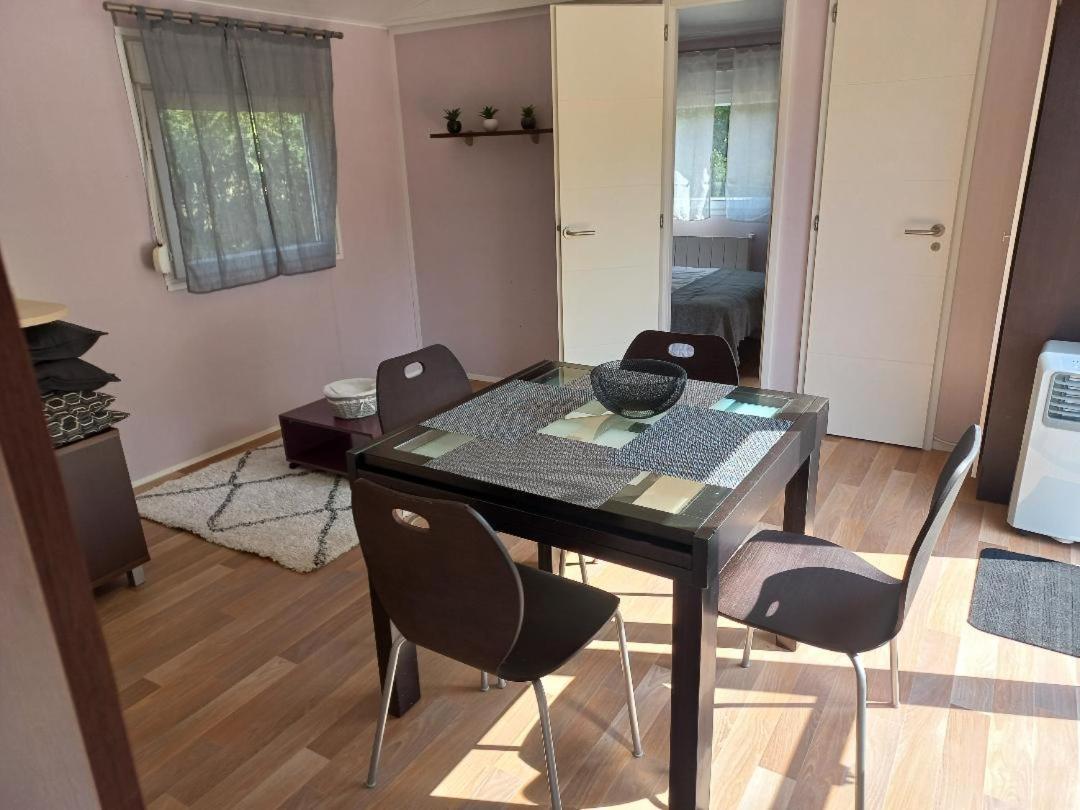 Les Chalets Salineens Salies-du-Salat Kültér fotó