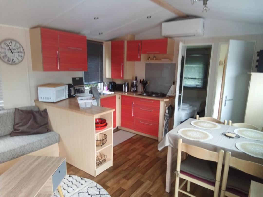 Les Chalets Salineens Salies-du-Salat Kültér fotó